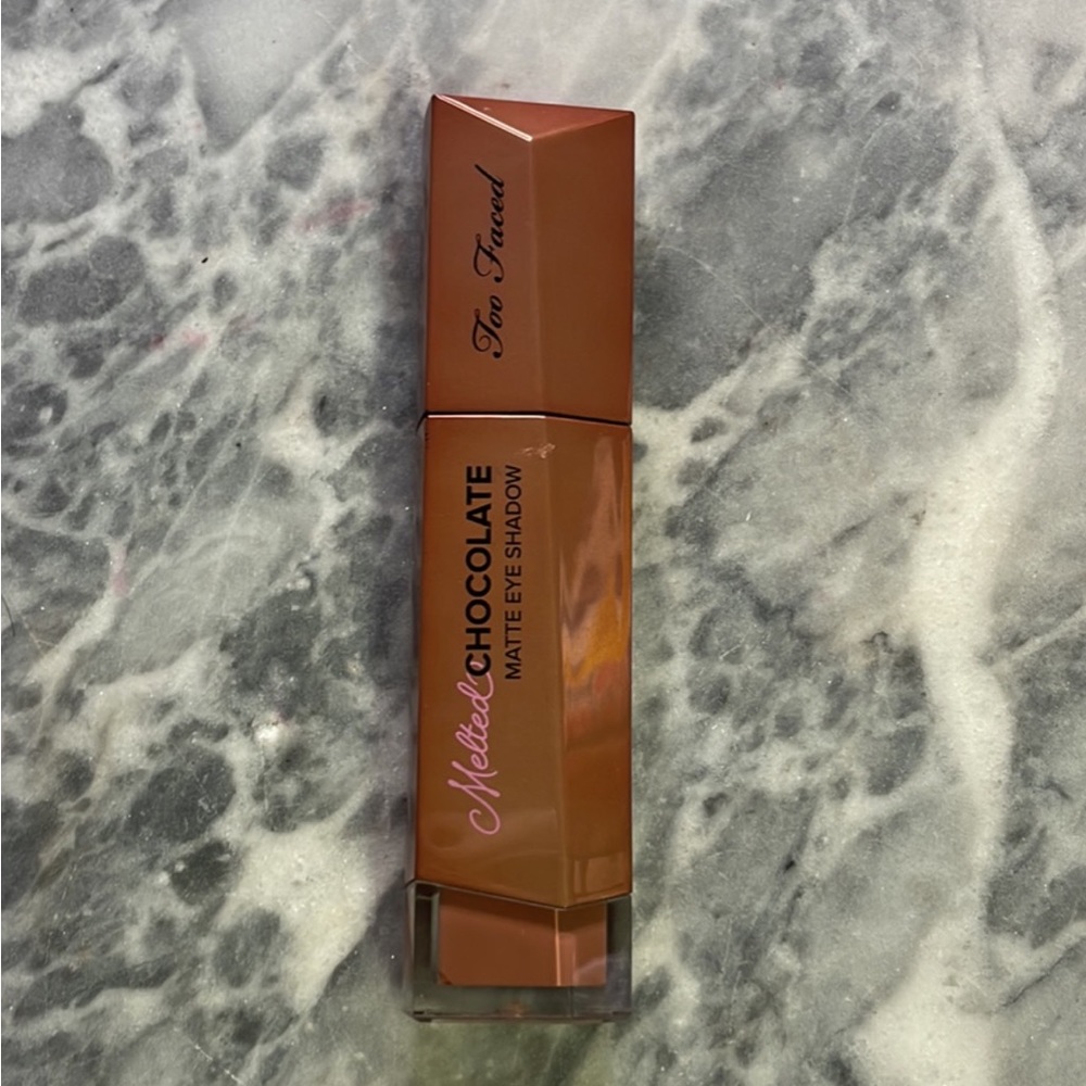 Too Faced Melted Matte Eyeshadow Amaretto‎